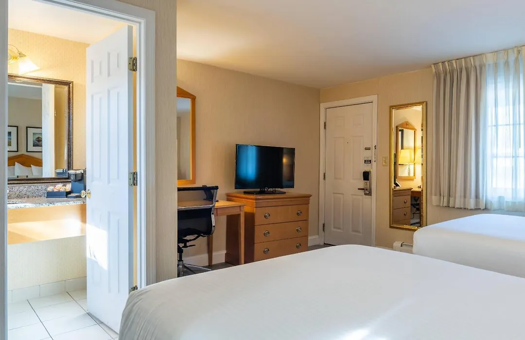 Port Inn And Suites Portsmouth, An Ascend Collection Hotel-1