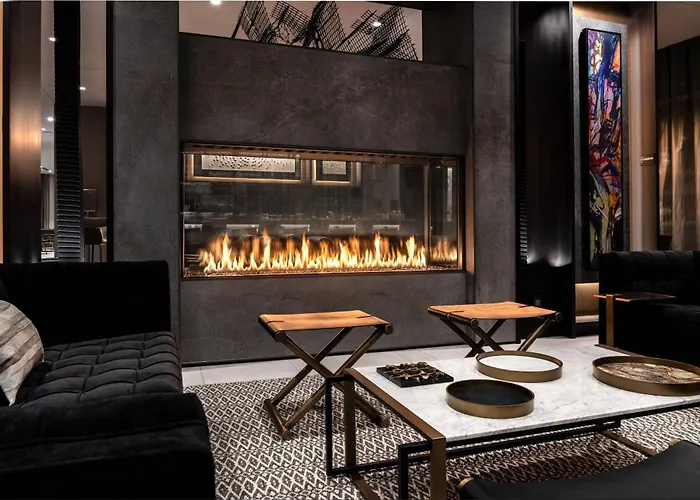 Central hotel: Ac Hotel By Marriott Portsmouth Downtown/Waterfront