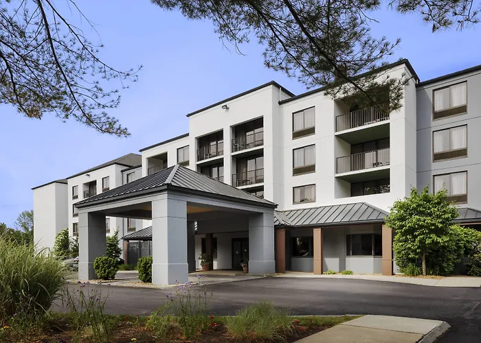 Cheap hotel: Courtyard By Marriott Portsmouth