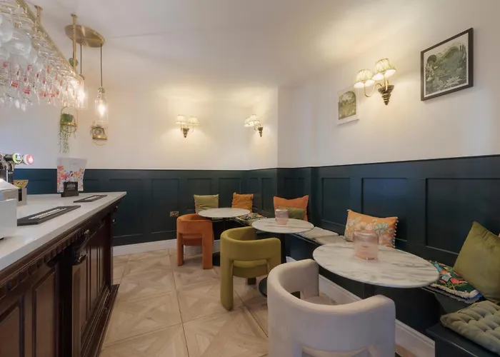 Somerset House Boutique Hotel And Restaurant